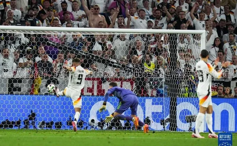 驾驭激情：汽车品牌在赛事中的运动目的与未来展望